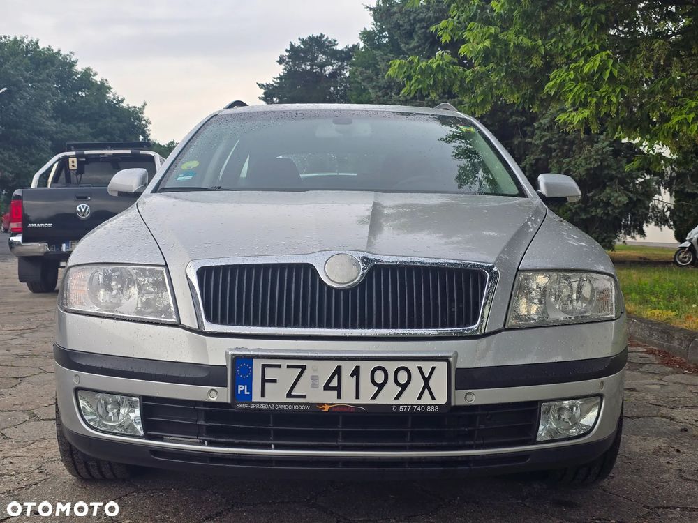 Skoda Octavia 2.0 FSI Elegance Tiptr - 17