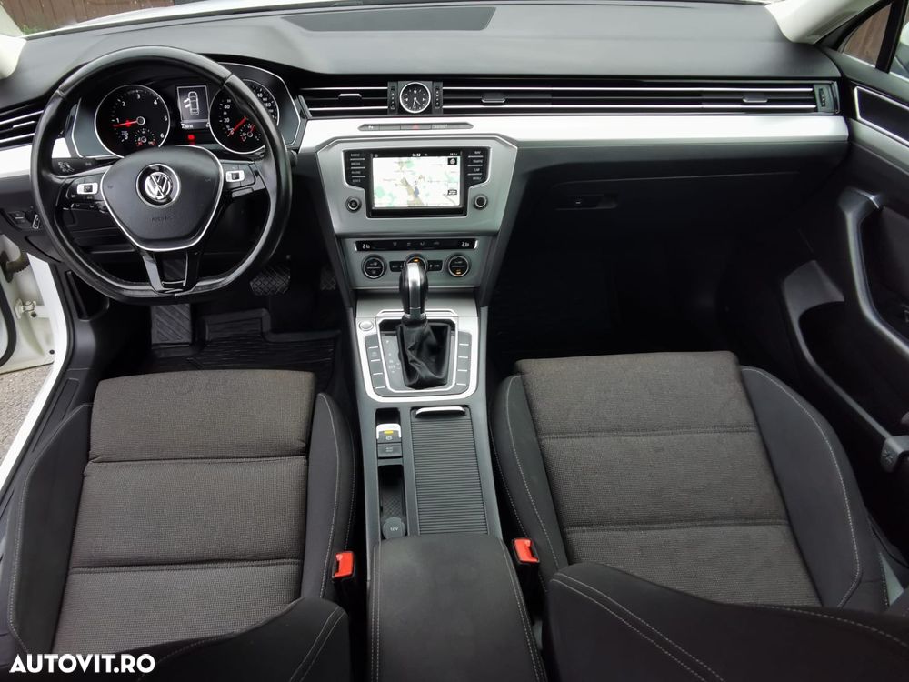 Volkswagen Passat 1.6 TDI (BlueMotion Technology) DSG Comfortline - 11