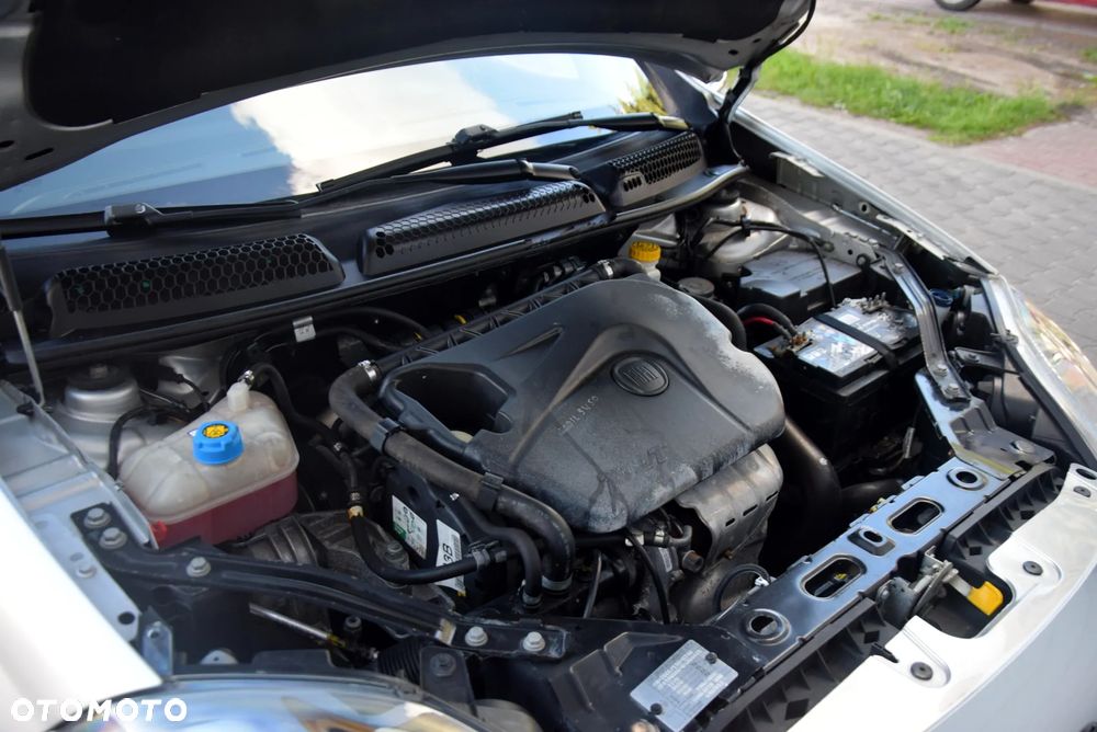 Fiat Bravo 1.4 T-JET 16V Estiva Plus - 36