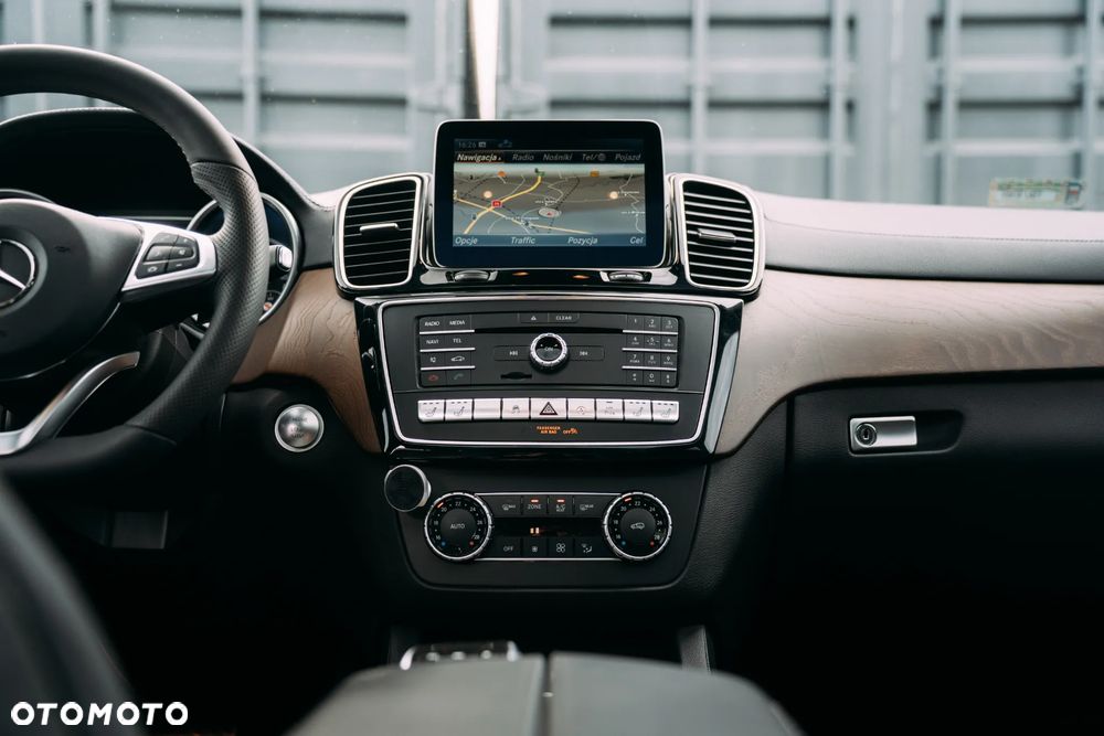 Mercedes-Benz GLE AMG 43 4-Matic - 24