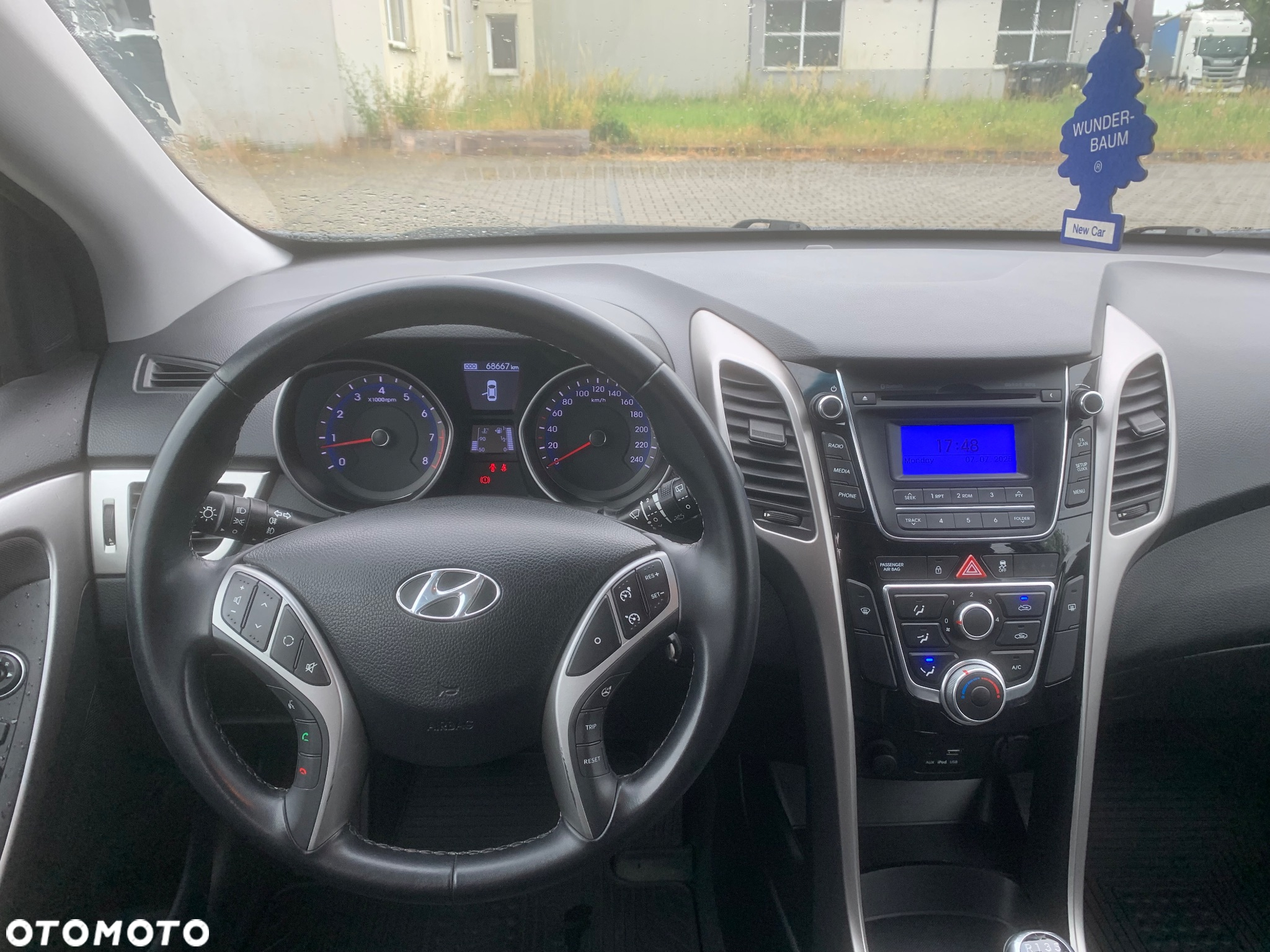 Hyundai i30 1.6 Comfort - 18