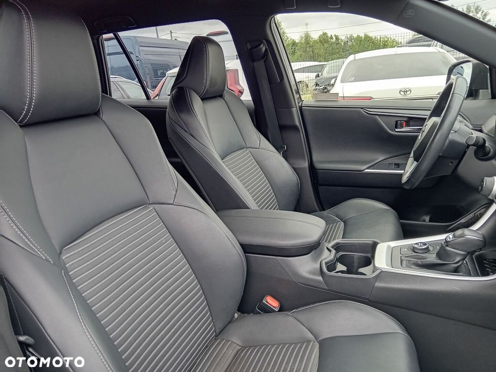 Toyota RAV4 2.5 Hybrid Black Edition by JBL 4x4 - 38