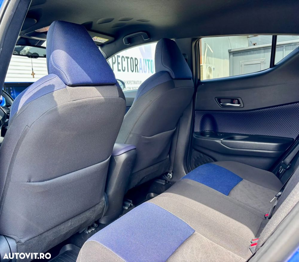 Toyota C-HR Lounge - 26