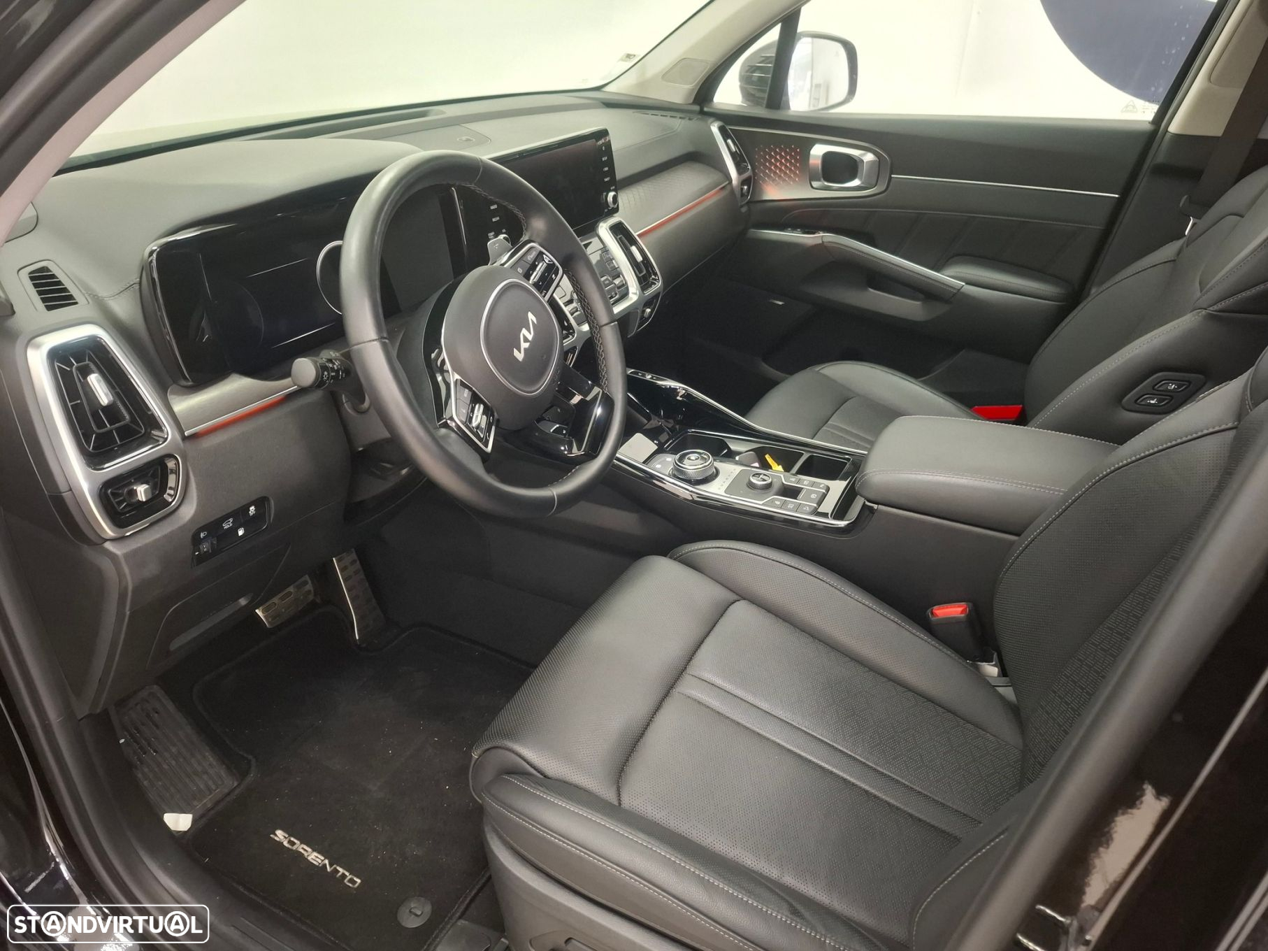 Kia Sorento - 12