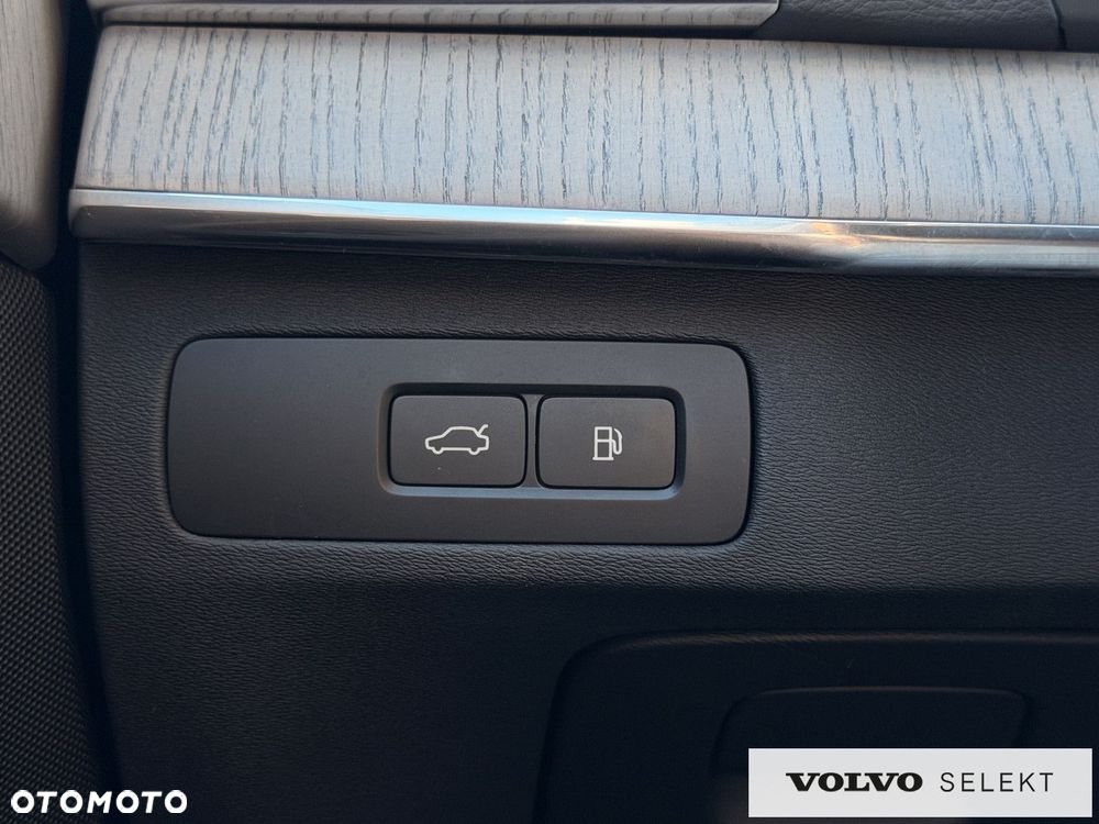 Volvo XC 90 - 33