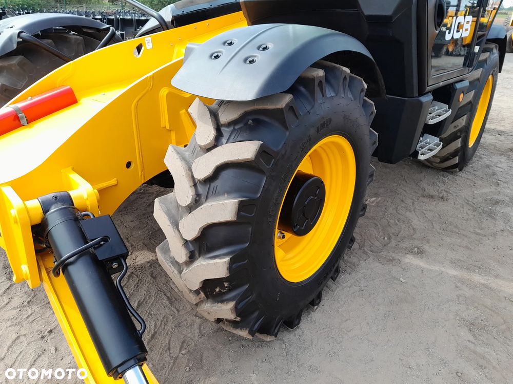 JCB 535-125 HI VIZ - 17