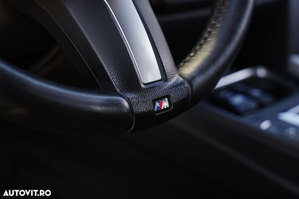 BMW Seria 3 320i Aut. M Sport - 25