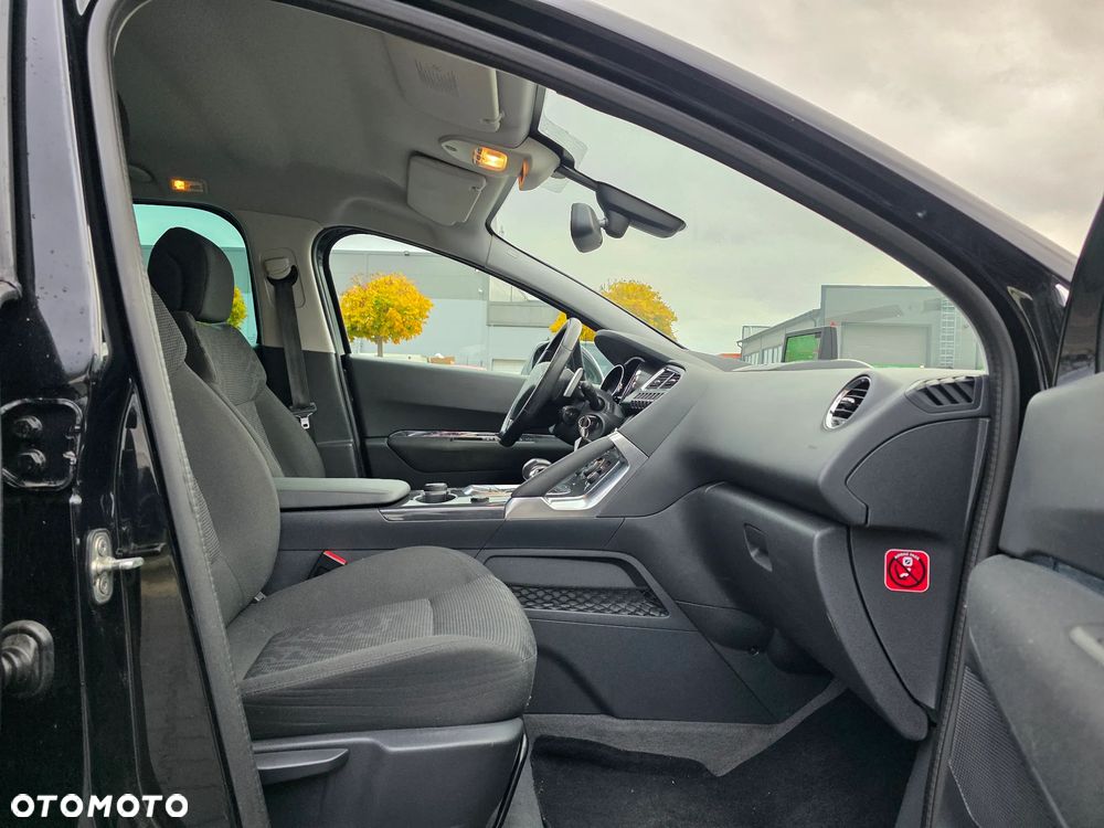 Peugeot 3008 2.0 HDi HYbrid4 - 8