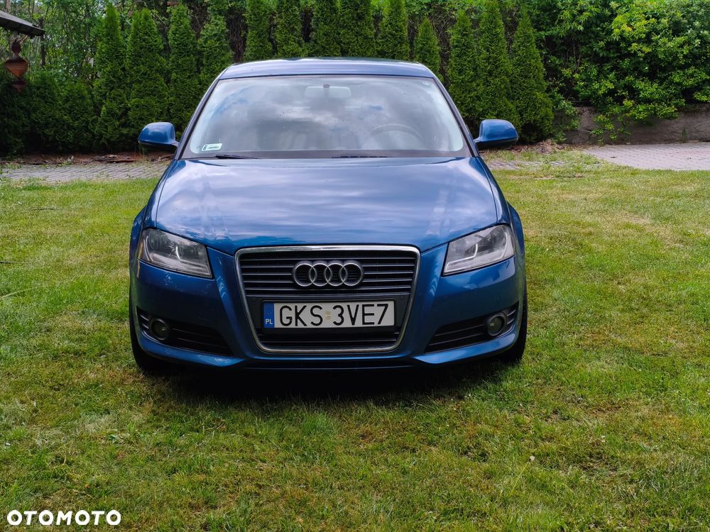 Audi A3 Sportback 2.0 TDI Attraction - 2