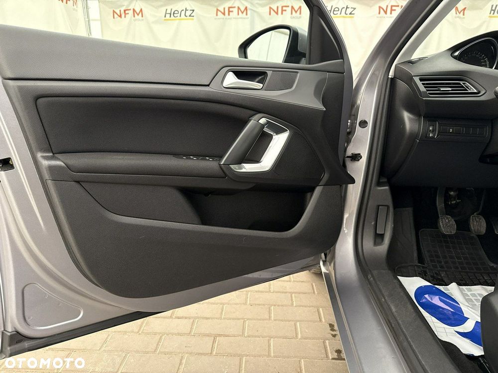 Peugeot 308 - 11