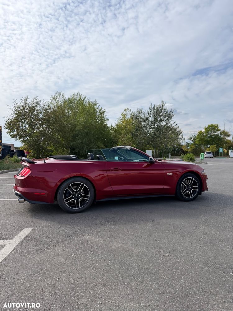 Ford Mustang - 7