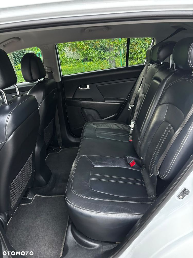 Kia Sportage 2.0 CRDI XL - 5