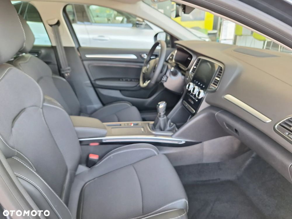 Renault Megane 1.3 TCe FAP Techno - 8