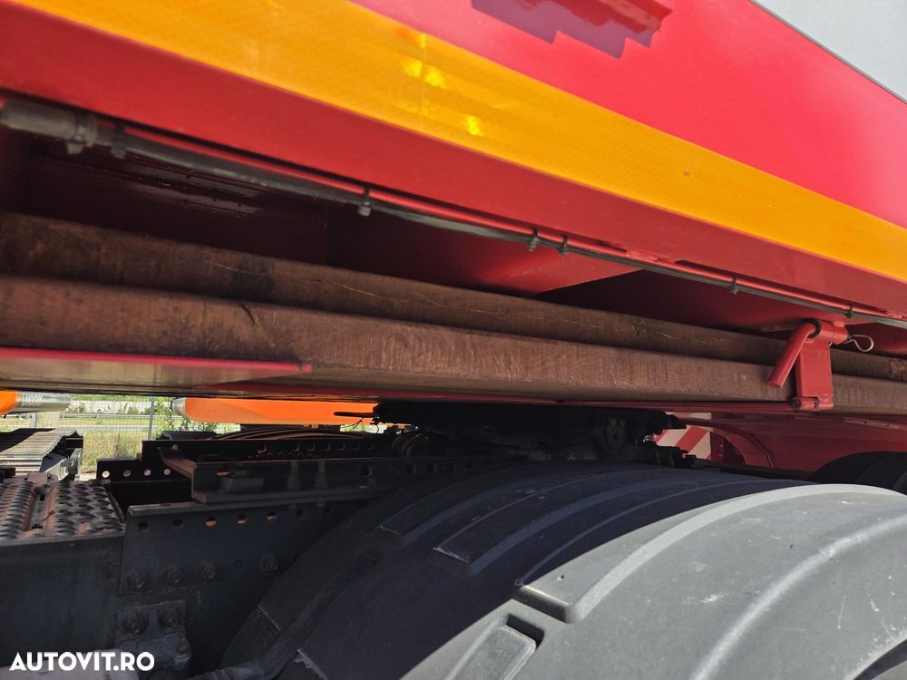 Bodex JANMIL-3 axe SAF, rampe DUBLE, axe SAF, extensii lemn la 3m latime, axa liftabila, lungime podea 9m, anv Goodyear, 2 roti rezerva, axa viratoare spate, rampe interior acces gat lebada, cutie lanturi, posibilitate leasing 5 ani-PROMOTIE 58.900 EUR+Tva - 10