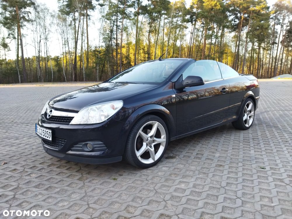 Opel Astra 1.8 Edition 111 Jahre - 9