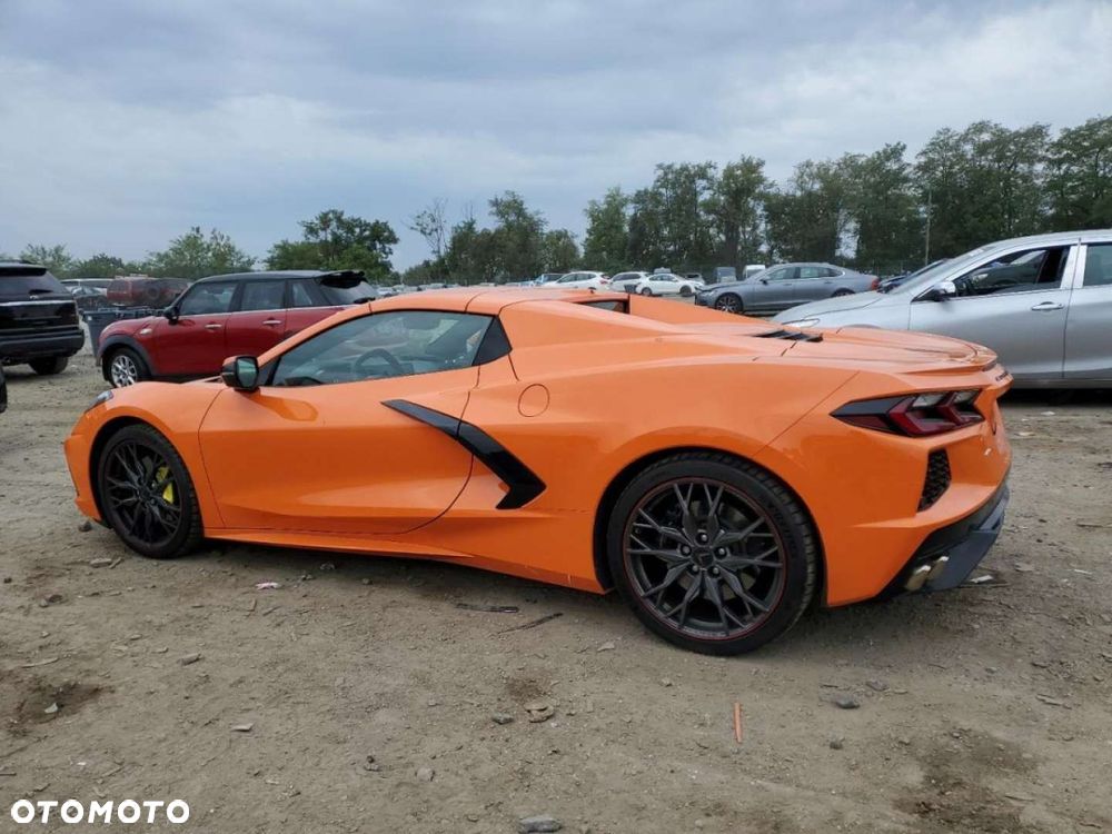 Chevrolet Corvette - 6