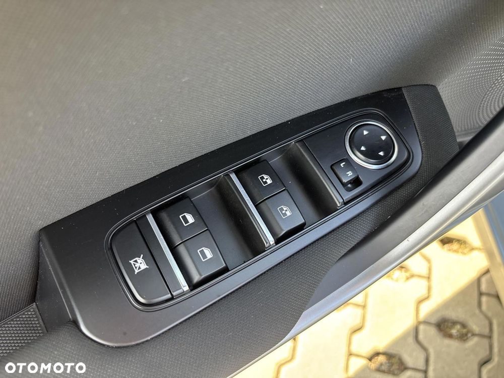 Kia Ceed 1.5 T-GDI M DCT - 22