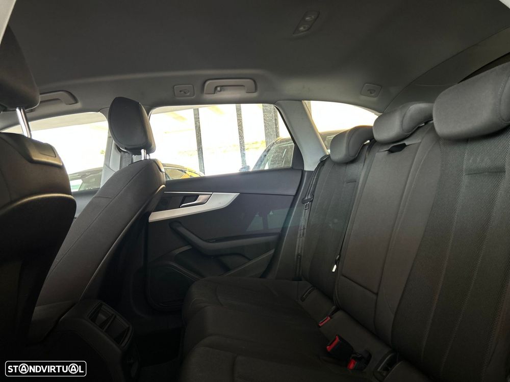 Audi A4 Avant — fotografia 12