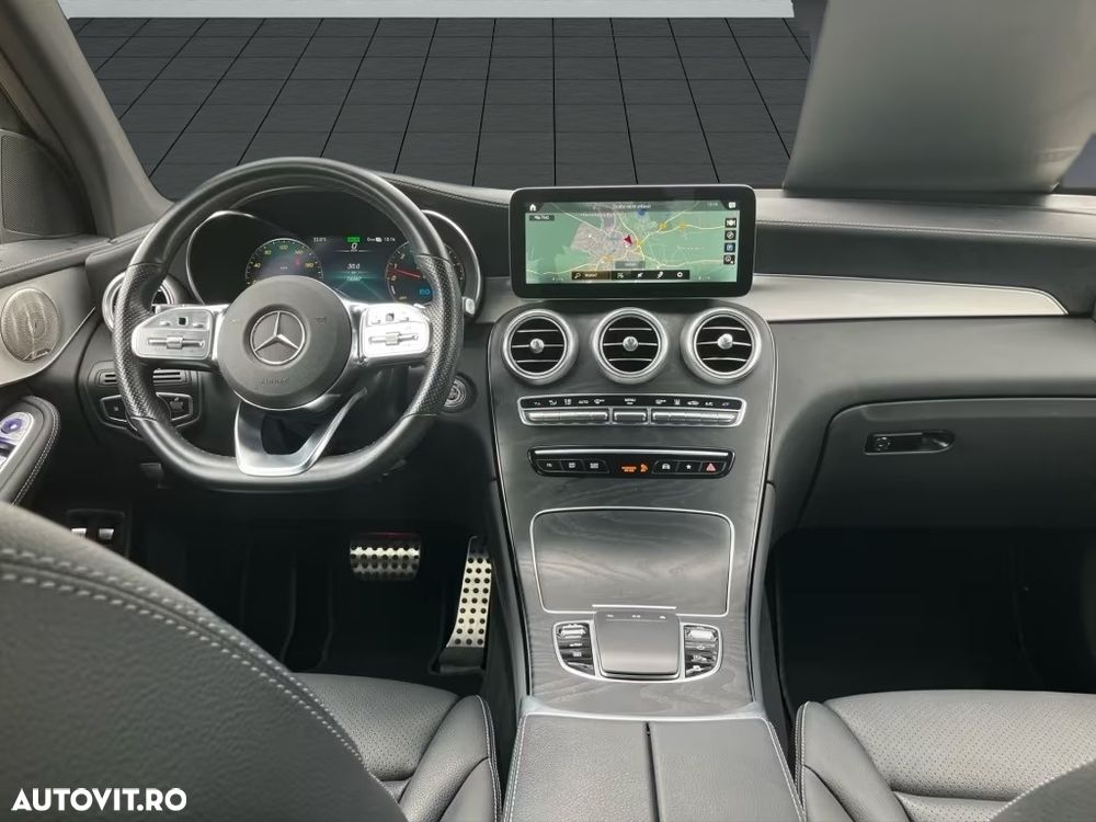 Mercedes-Benz GLC 300 e 4Matic 9G-TRONIC Edition AMG Line - 13