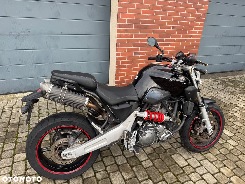 Yamaha MT - 2