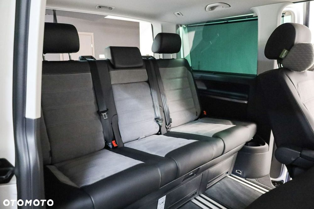 Volkswagen Multivan - 27