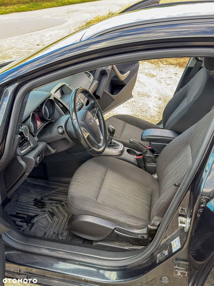 Opel Astra 1.4 Essentia - 16