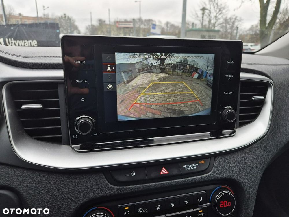 Kia Ceed 1.5 T-GDI M DCT - 23