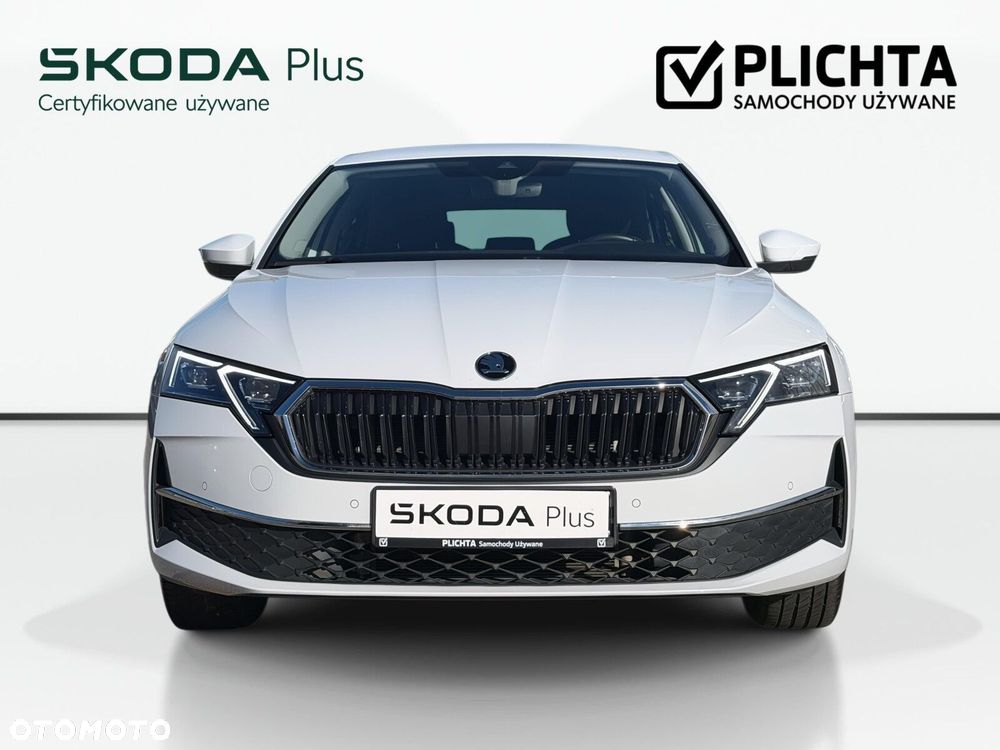 Skoda Octavia 2024 photo 2
