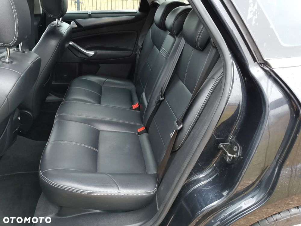 Ford Mondeo 2.0 EcoBoost Titanium X - 23