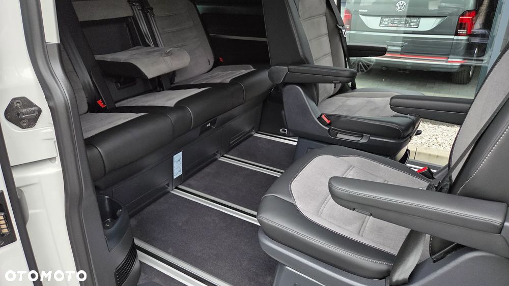 Volkswagen Multivan 2.0 TDI L1 Highline 4Motion DSG - 16