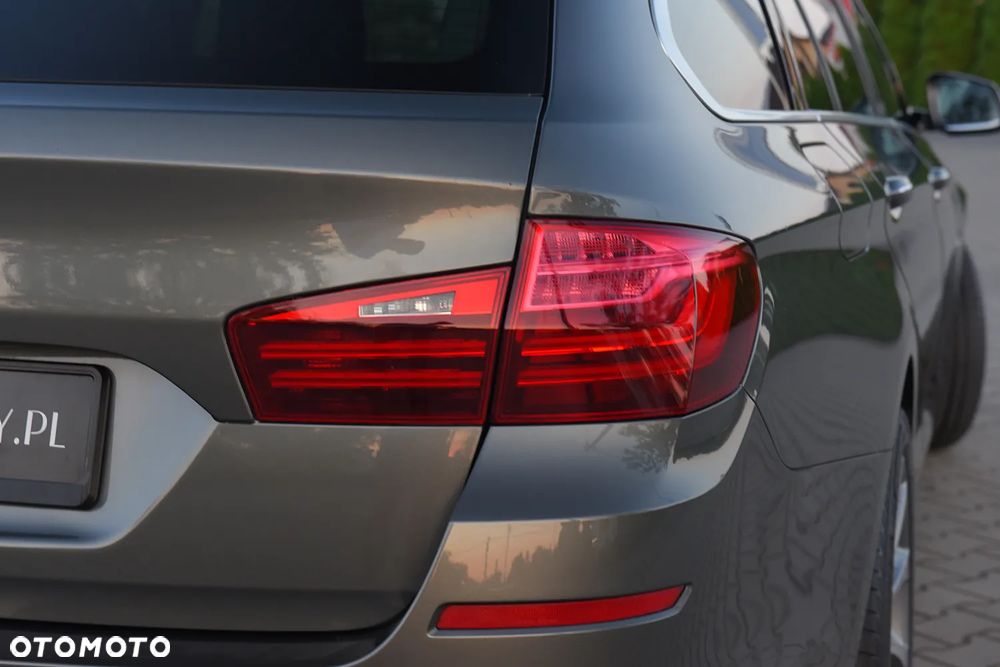 BMW Seria 5 518d Luxury Line - 37
