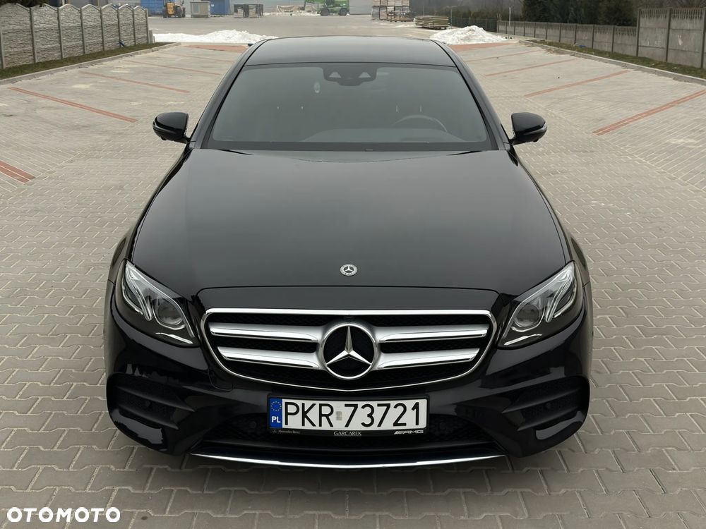 Mercedes-Benz Klasa E 220 d 4-Matic 9G-TRONIC - 8