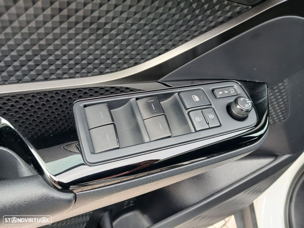 Toyota C-HR - 14