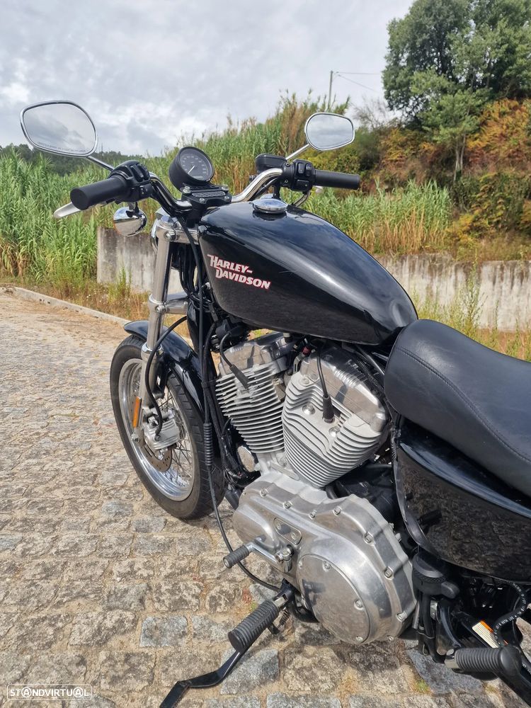 Harley-Davidson 883 - 8