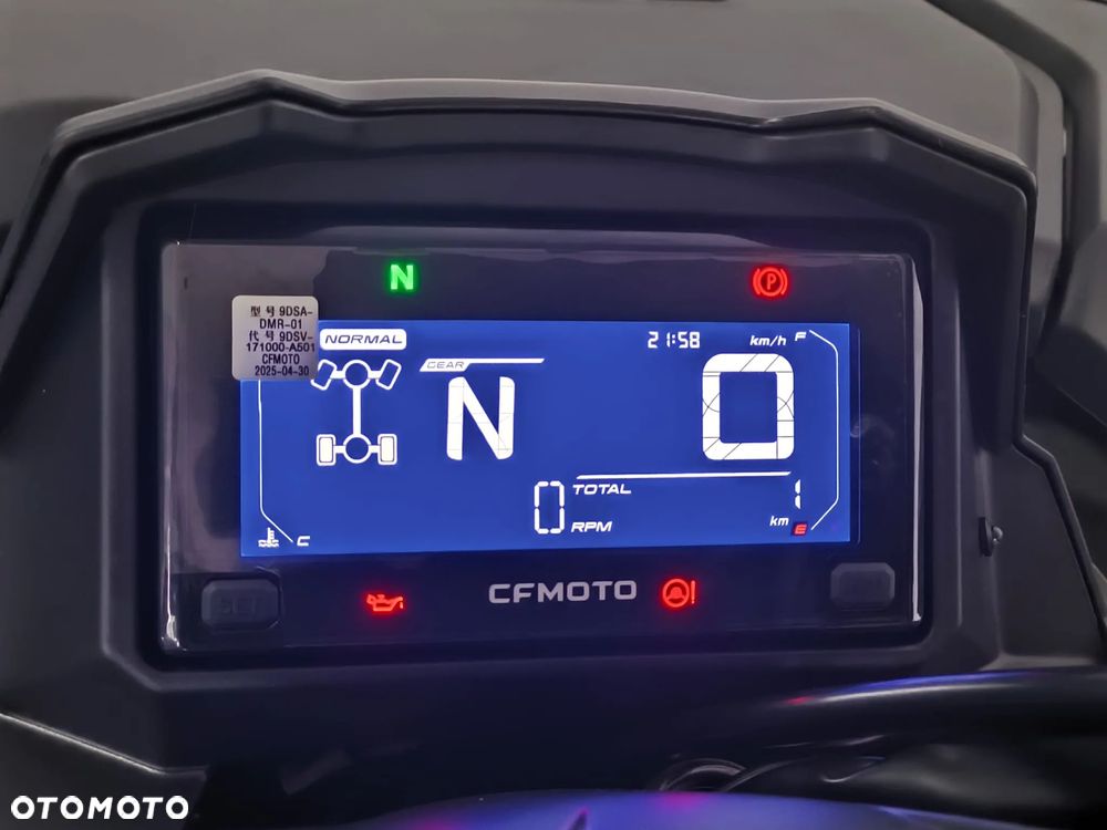 CFMoto CForce - 8