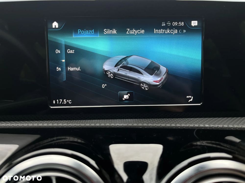 Mercedes-Benz CLA 180 7G-DCT - 25