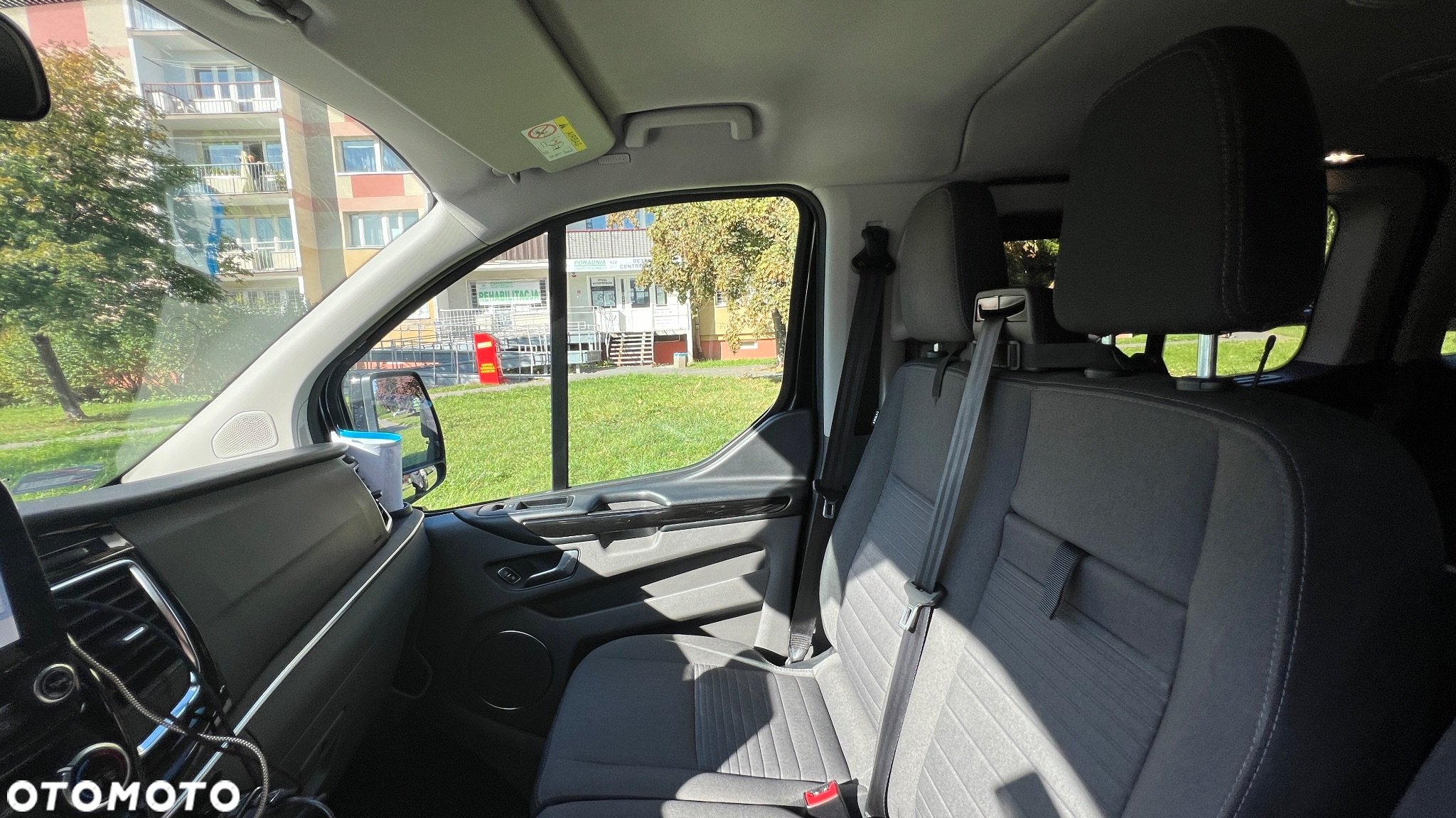 Ford Transit Custom - 11