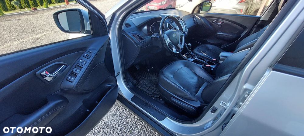 Hyundai ix35 2.0 CRDi 4WD Premium - 10