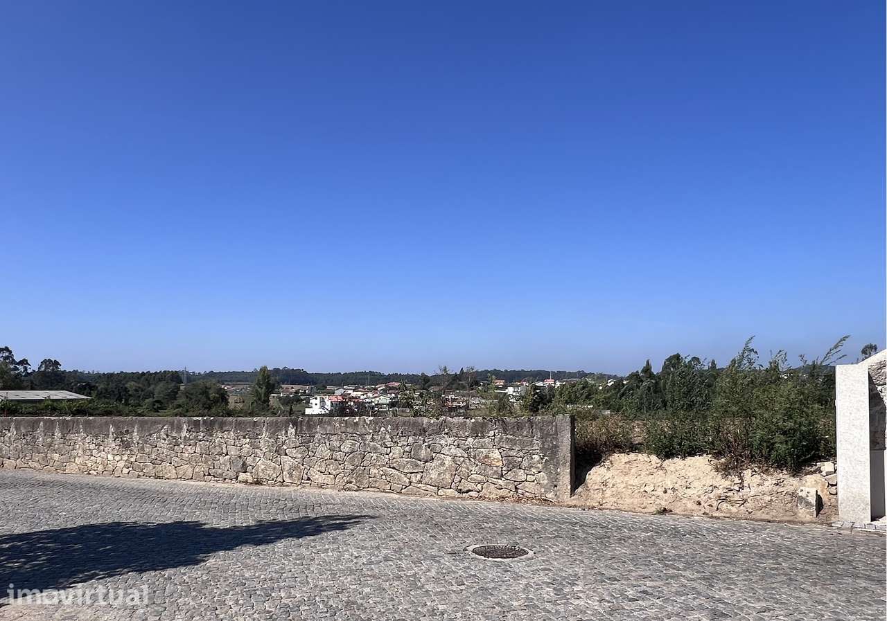 Excecional terreno para moradia ou prédio de apartamentos! - Grande imagem: 3/13