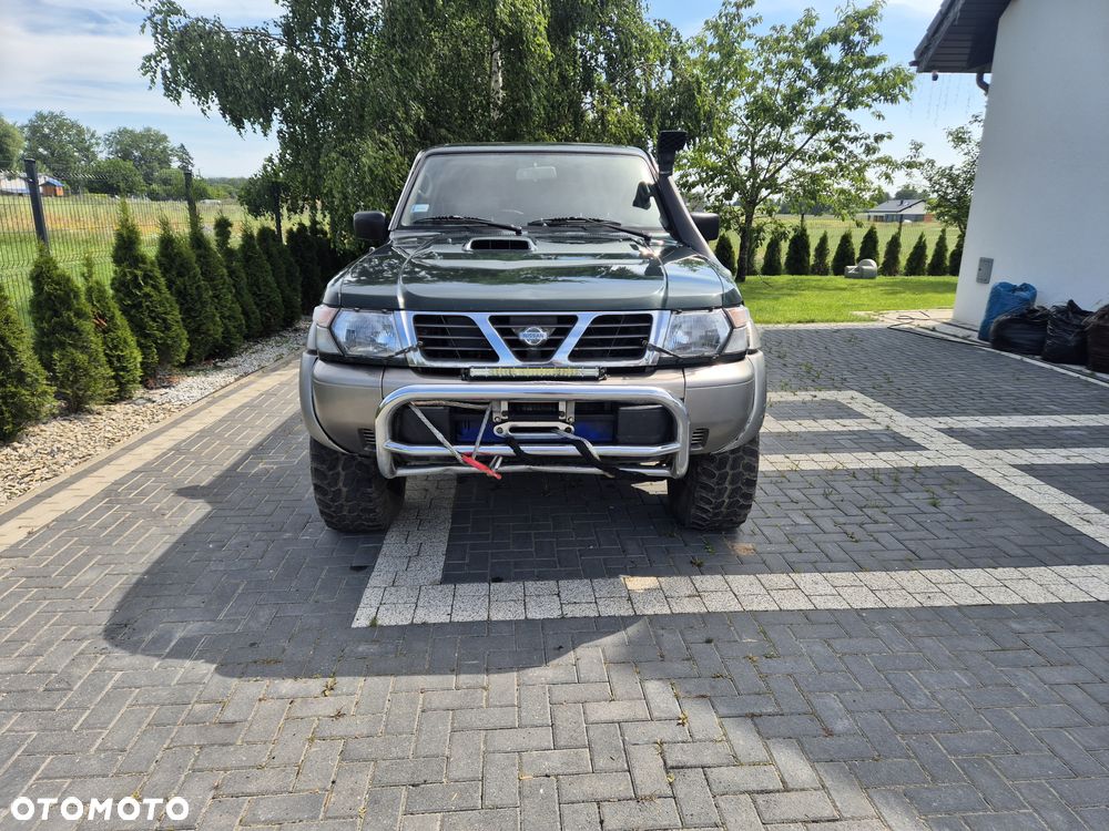 Nissan Patrol - 1