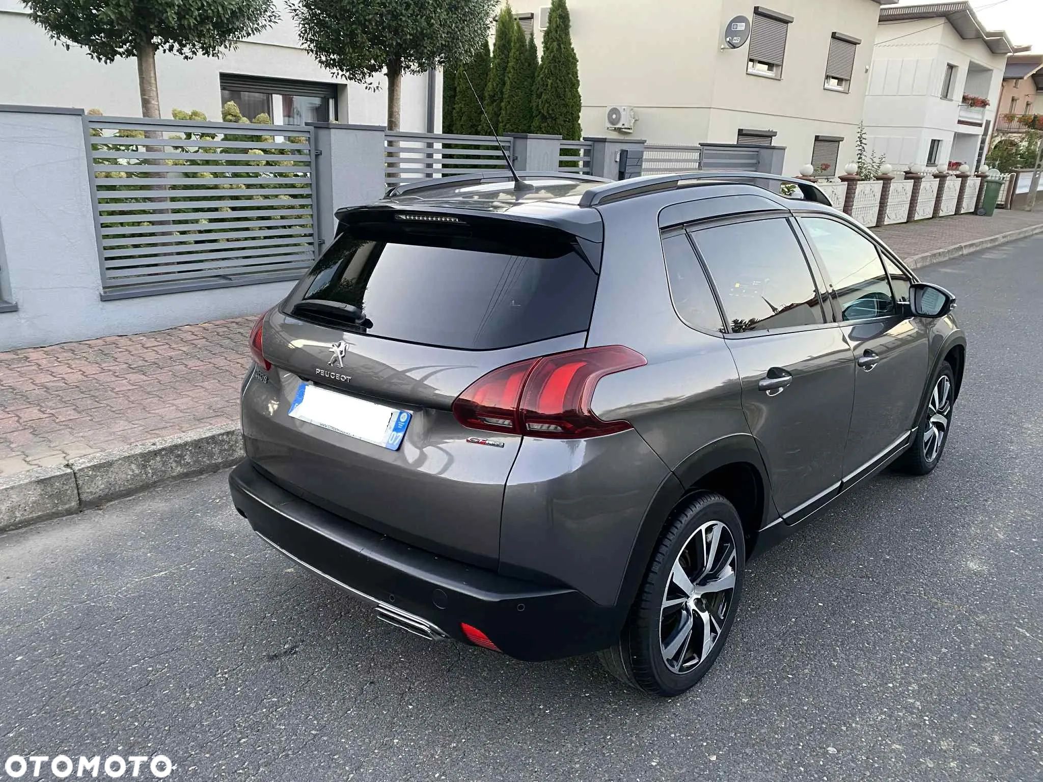 Peugeot 2008 PureTech 110 Stop&Start GT-Line Edition - 1