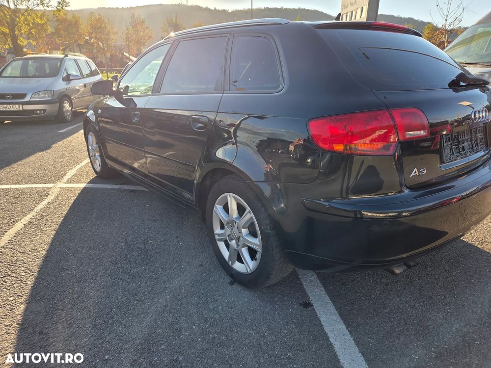 Audi A3 2.0 TDI Sportback DSG Attraction - 6