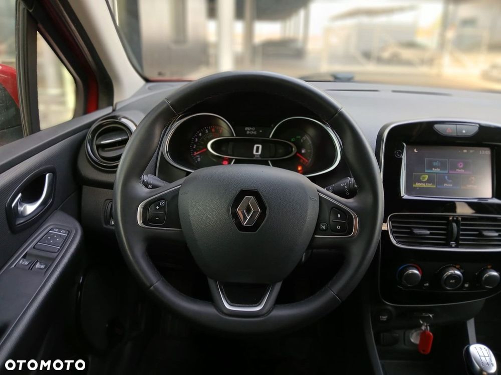 Renault Clio 1.2 16V Alize - 14