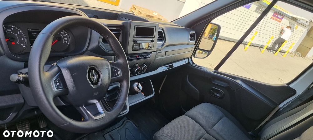 Renault Master - 33