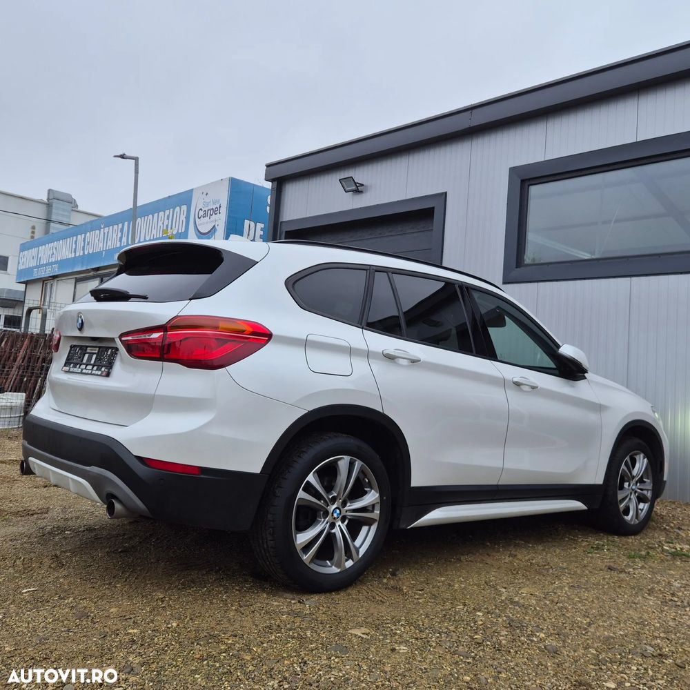 BMW X1 xDrive20d Aut. Sport Line - 11