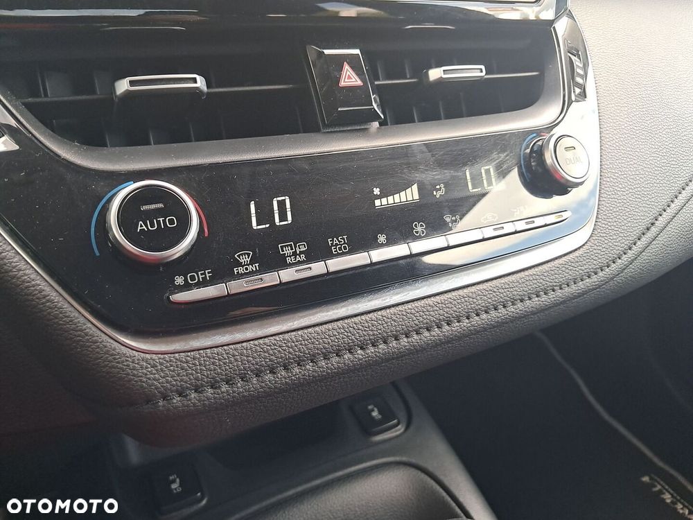 Toyota Corolla 1.8 Hybrid Comfort - 21