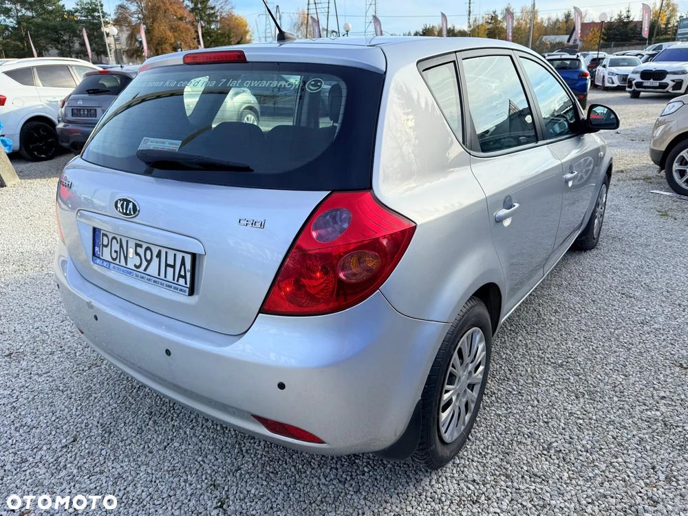 Kia Ceed 1.6 CRDi 115 Edition 7 - 6