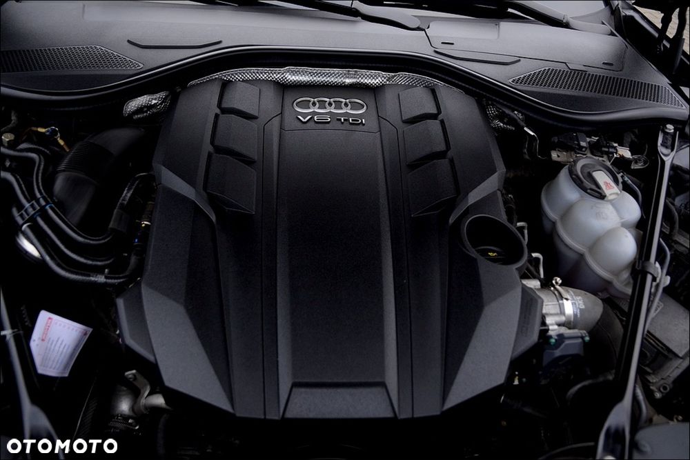 Audi A8 - 7