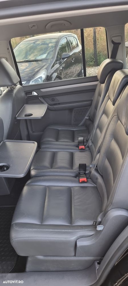 Volkswagen Touran 2.0 TDI DPF DSG Cross - 7