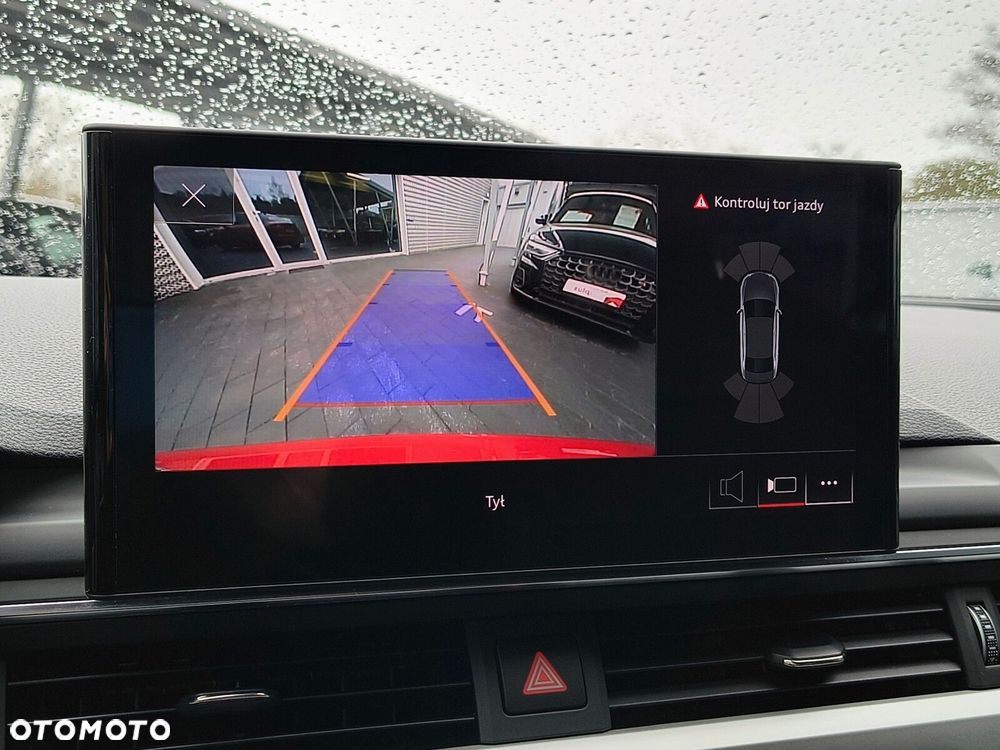 Audi A4 Limousine - 23